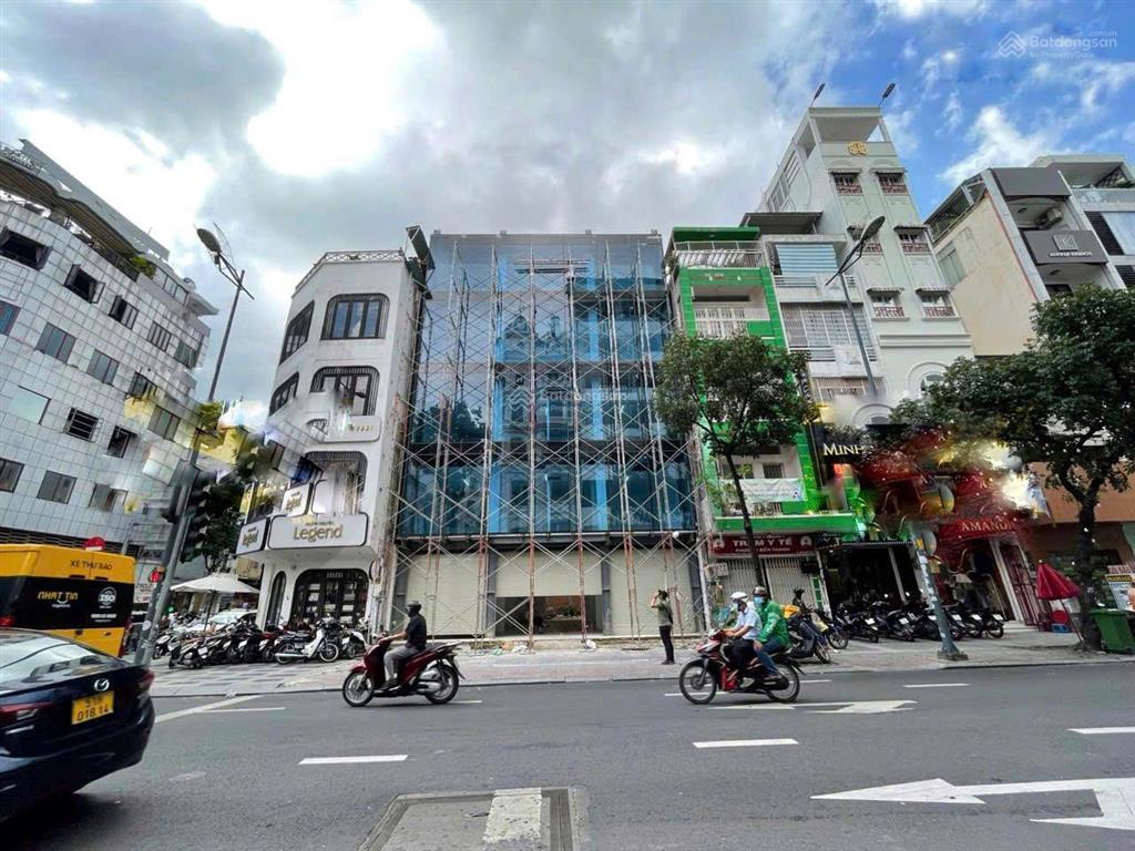 Siêu phẩm duy nhất tòa nhà mặt tiền lý tự trọng q.1 dt 12 x 23m  hđt 330tr/th  giá 80 tỷ