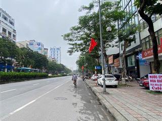 Sẵn mặt phố đẹp 350m nguyễn văn cừ giá cực tốt 550tr/m, vỉ hè rộn gần 20m.