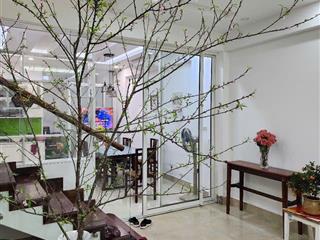 Bán gấp nhà 4 tầng tại nguyễn phong sắc, cầu giấy, 20,02 tỷ, 85,3m2. ô tô đỗ cổng, bà bước ra phố.