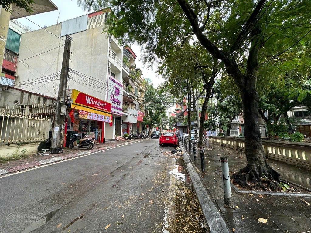 Bán đất trung tâm cầu giấy, 142.1m2, giá tốt, chính chủ, ô tô tránh kinh doanh, mặt tiền khủng