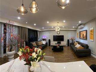 Chính chủ cần bán căn hộ 3 ngủ 131m2 ct2 viettelthe light tố hữu. giá bán 7,6 tỷ. đầy đủ nội thất.