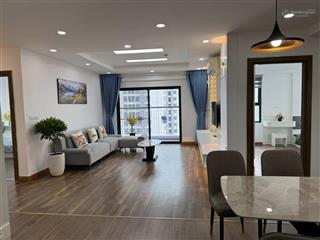 Chính chủ cần bán ch 82,5m2 (2n2w) tại tòa golden park, yên hòa, cầu giấy, sẵn sổ. giá 7,9 tỷ