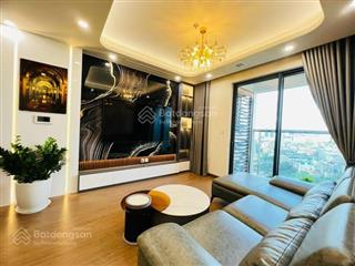 Gia đình tôi cần bán gấp căn 3 ngủ 112m2 tại toà the matrix one, có slot oto, sẵn sổ, full đồ.