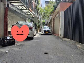 Cc cần bán nhà bồ đề 50 m2 ra hồng tiến. dt 35 m2 nhỉnh 7 tỷ