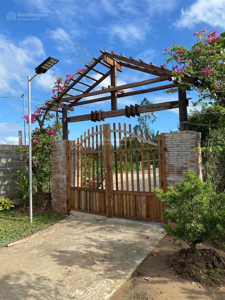 Bán gấp vườn nghỉ dưỡng cạnh hồ trị an view đồi, giáp suối trong lành, thung lũng thơ mộng