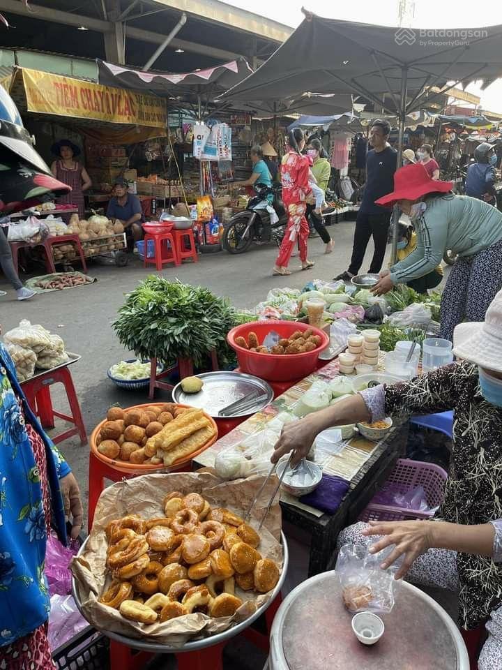 Bán gấp lô đất 125m2 full thổ cư gần trung tâm hành chính dầu giây  đầy đủ tiện ích  đường xe hơi