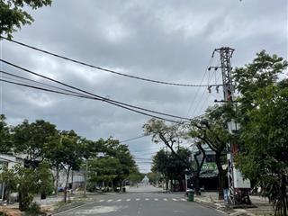 Cần bán lô đất mặt tiền đường 7m5 hà tông huân, diện tích 90m2, vị trí vàng gần biển