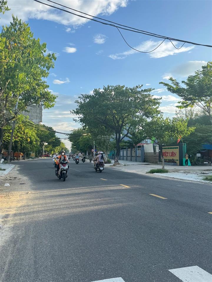 Bán đất góc 2 mặt tiền 15m đường trần nhân tông. vị trí đẹp