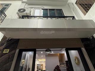 Bán nhà đền lừhoàng mai 60m2 6 tầng thang máy mt 5,1m. trước nhà 3,5m ô tô giá 13,5 tỷ, qh ổn định
