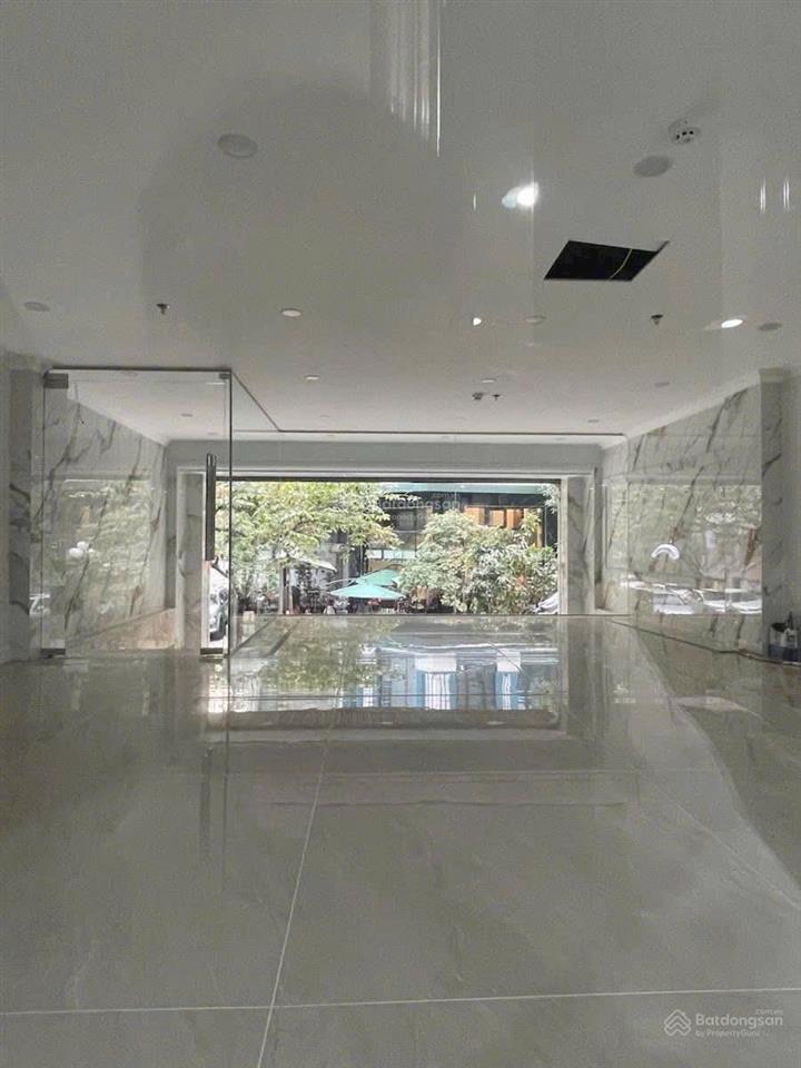 Bán nhà trích sài  lạc long quân, tây hồ, 136m2x9t mt 6m giá 57 tỷ. lô góc 3 thoáng, ô tô dừng đỗ