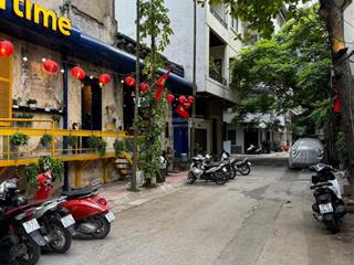 Bán nhà mặt phố trấn vũ  ba đình, 136m2 x 4t, mt 8,5m giá 93 tỷ. mặt phố kinh doanh, phố vip hiếm
