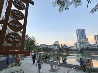 Bán nhà kim mã, view hồ ngọc khánh. 215m2xmt 7,9m giá 57tỷ. 3 thoáng, 2 mặt ngõ ô tô, xây apartment