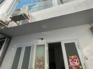 Nhà giá rẻ dưới 3 tỷ ngay tại trung tâm quận 5