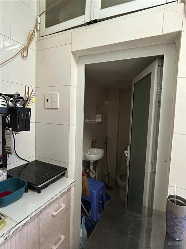 Nhà giá rẻ dưới 3 tỷ ngay tại trung tâm quận 5