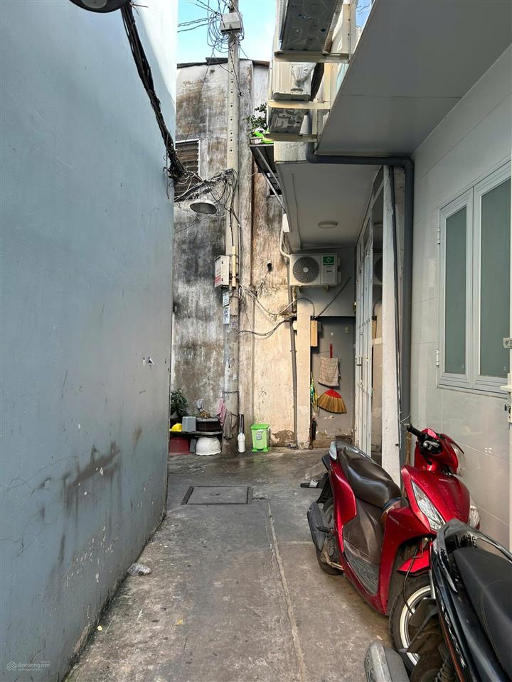 Nhà giá rẻ dưới 3 tỷ ngay tại trung tâm quận 5