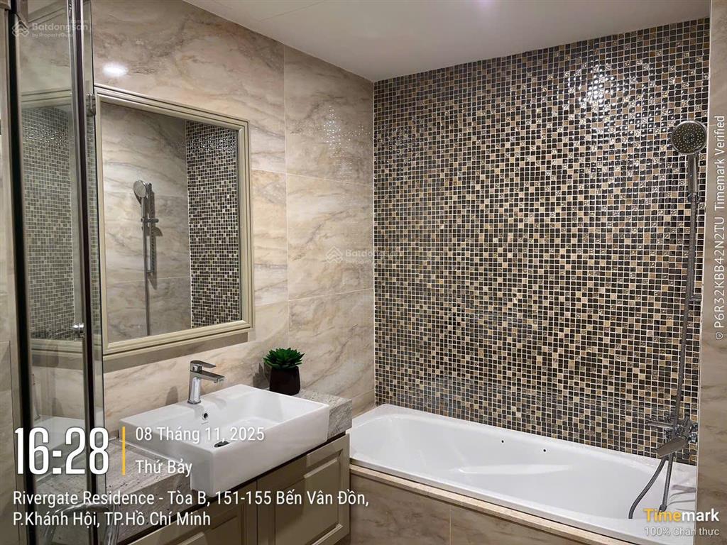 Căn góc 3pn tầng 30 river gate  3 mặt thoáng, nhà mới 100%