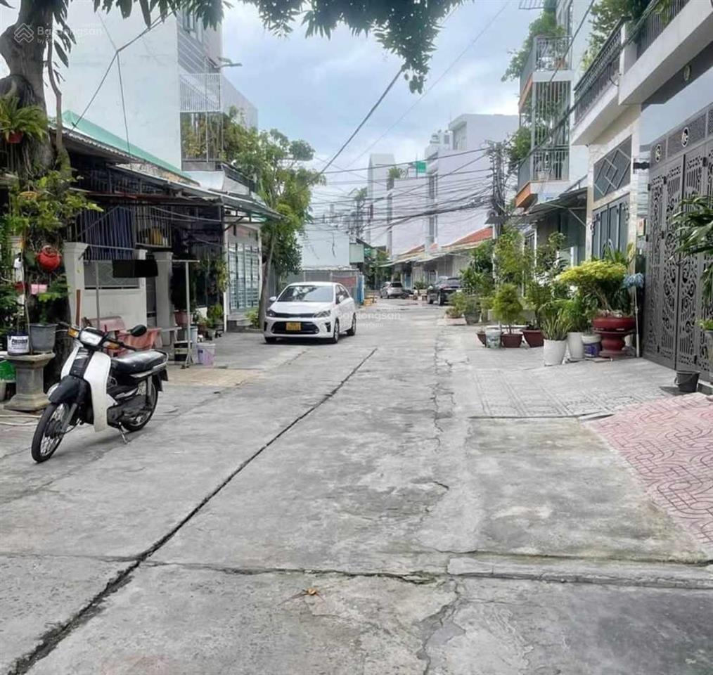 Bán đất vĩnh hoà mtkd 10m cách 2/4 100m dt(7,4x14m) full thổ cư chỉ 2tỷ920tr