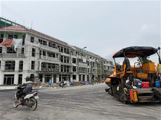Liền kề đối diện công viên giá tốt  chiết khấu cao  cho vay dài.  0936 347 ***