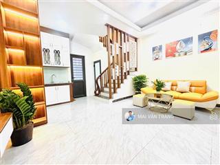 Nhỉnh 7 tỷ! bán nhà mễ trì nam từ liêm, dân xây 36m2x5t, ngõ thông rộng 3m, mặt tiền 5m, gần ô tô