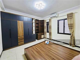 Nhỉnh 6 tỷ! bán gấp nhà lê quang đạo nam từ liêm, 35m2x5t full nội thất ngõ rộng 2.5m, 30m ra ô tô