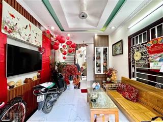 Hơn 6 tỷ bán nhà dân xây 45m2 x 4t đình thôn mỹ đình, ô tô 4 chỗ qua cửa, ngõ thông rộng, gần phố