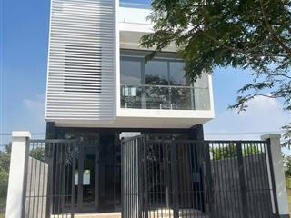 Bán nhà phố khu đô thị mới hud 9 mặt tiền đường 30m