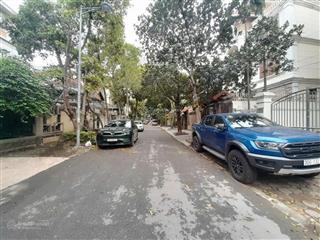 Bán bt bán đảo linh đàm, 254m2, giá 65 tỷ, bt dành cho giới tinh hoa