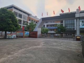 Bán nhà kim giang, dân xây chắc chắc, diện tích 49,5m2 giá 9,6 tỷ. cách kđt 20m