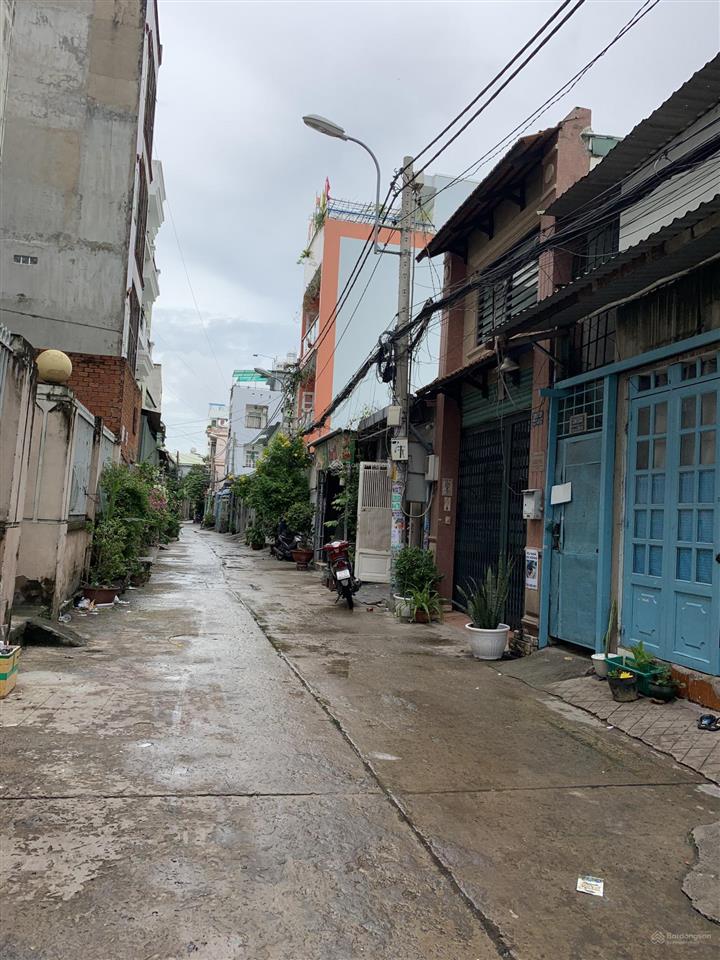 Cc bán nhà đường quang trung, p8, dt 11,8x22m, 4 tầng, đct khoán 70 triệu, giá 26 tỷ,  0919 818 ***