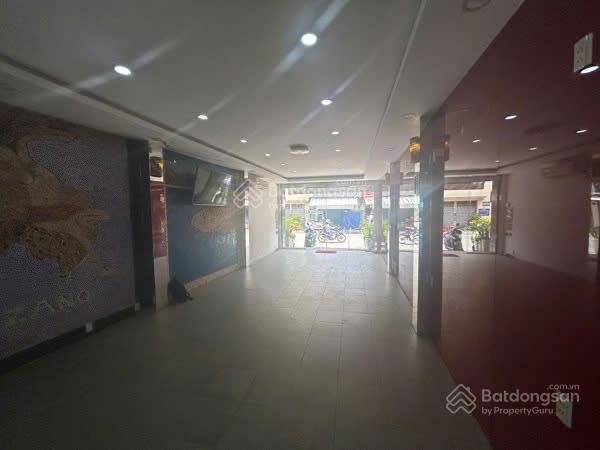 Cc bán nhà mt thống nhất, phường an hội đông,dt 4,6x25m, 3 tầng, giá 17 tỷ, 0919 818 *** gặp mr nam