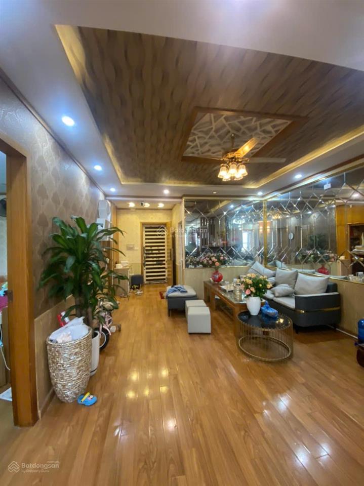 Bán nhà căn góc 3 mặt thoáng trung tâm kđt nam trung yên chỉ 4.75 tỷ