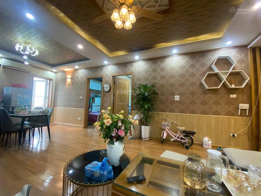 Bán nhà căn góc 3 mặt thoáng trung tâm kđt nam trung yên chỉ 4.75 tỷ