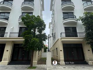 Căn góc vinhomes giá 120tr/m2  độc quyền căn hiếm