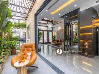 Rẻ nhất ocp2 bt vườn cx 105m2, mặt tiền 8m, đường 20m đã hoàn thiện, giá 13,9 tỷ 0985 430 ***