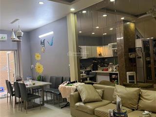 Bán nhà mặt tiền đường 817a tạ quang bửu p5 q8