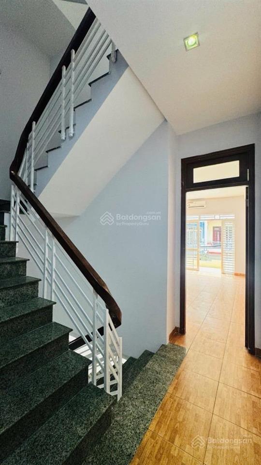 Nhà mặt tiền đường khu dân cư cao lỗ p4 q8 ngay parcmall