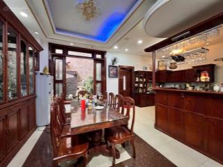 Biệt thự cao cấp ngay parc mall khu dân cư cao lỗ p4 q8