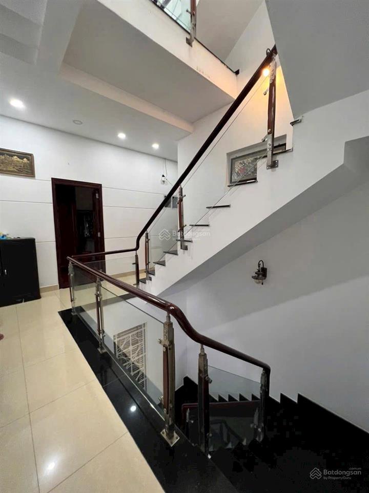 Biệt thự cao cấp ngay parc mall khu dân cư cao lỗ p4 q8