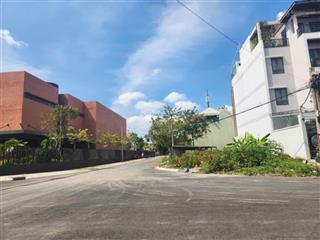 Bán đất mặt tiền khu dân cư phong phú 5 đối diện bến xe q8