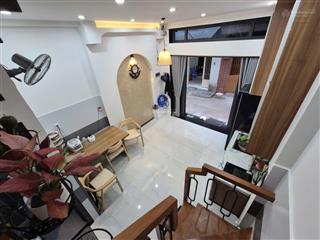 Nhà 3 tầng btct sát mặt tiền nguyễn tri phương p4 q10