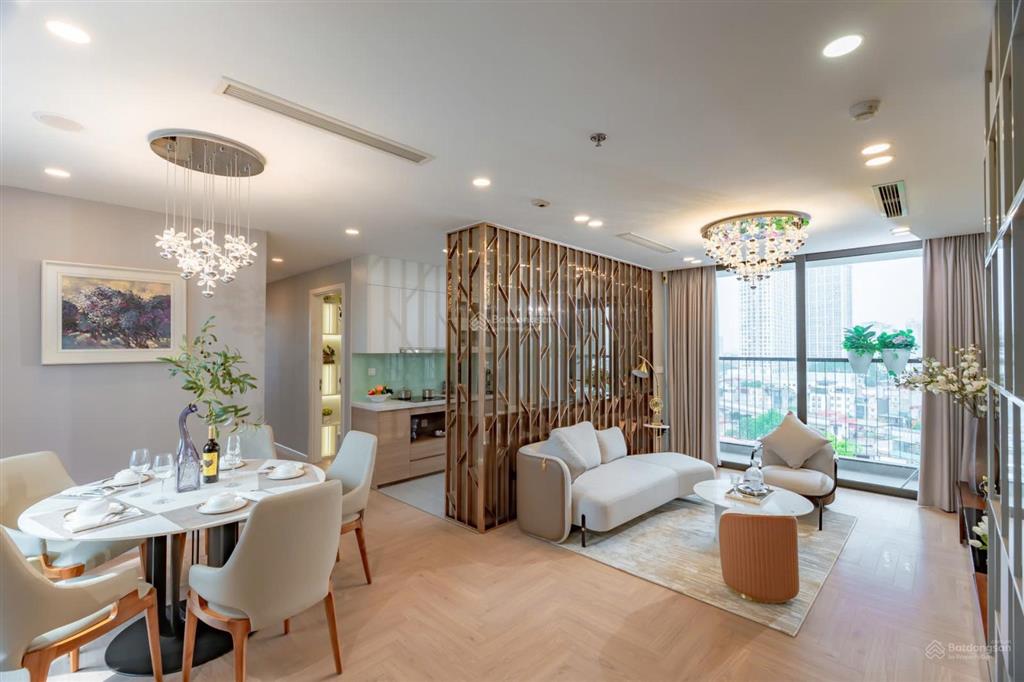 Hót! mở bán chung cư 90 đường láng 2pn 63m giá chỉ 5,3 tỷ. nhận nhà 8/2025