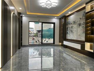 Siêu phẩm 40m2, 6t thang máy, gần ô tô tránh, sát royal city, khương đình (cam kết nhà thật giá)