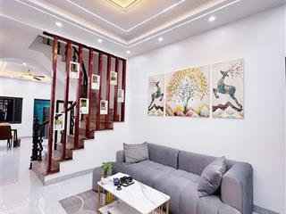 Tô vĩnh diện, 48m2, 5 tầng giá 8,2 tỷ gần ngõ tô tránh (cam kết nhà thật giá chuẩn)