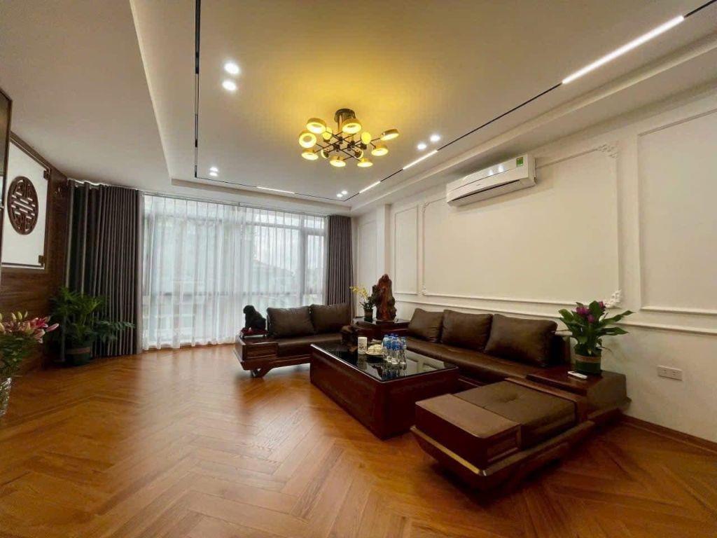 Bán Gấp Nhà Phố Ngọc Lâm Long Biên 45m2 6T Gara, Thang Máy, Ngõ Thông Nhỉnh 12 Tỷ