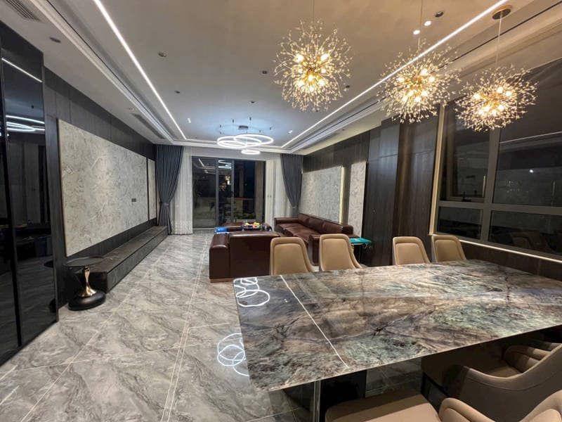 Nhà Mặt Phố Nguyễn Văn Cừ 61m2 7T Full Nội Thất, Vỉa Hè Rộng, Kinh Doanh Bất Chấp 29.X Tỷ