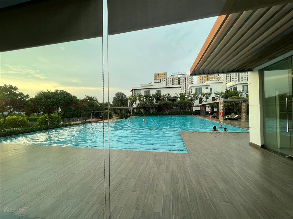 Cho thuê biệt thự lucasta liên phường q9 giá 33tr/tháng full nội thất