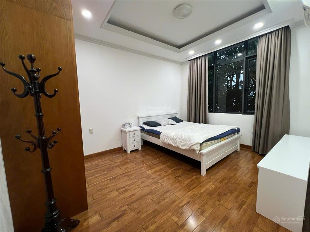 Cho thuê biệt thự lucasta liên phường q9 giá 33tr/tháng full nội thất