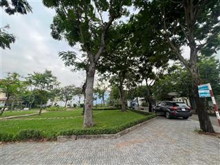 Bán lô 185m2 đối diện công viên hưng phú q9 thông liên phương giá chỉ nhỉnh 13 tỷ