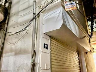 Chợ khâm thiên, dt sổ 16m  5 tầng  mặt tiền 4m. giá 4.8 tỷ, sổ riêng.