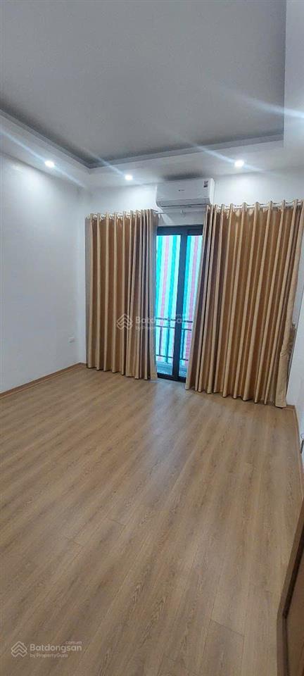 Bán nhà ngõ 12 quang trung 4.5 tầng 6 phòng ngủ, giá 6 tỷ 950 triệu có thương lượng